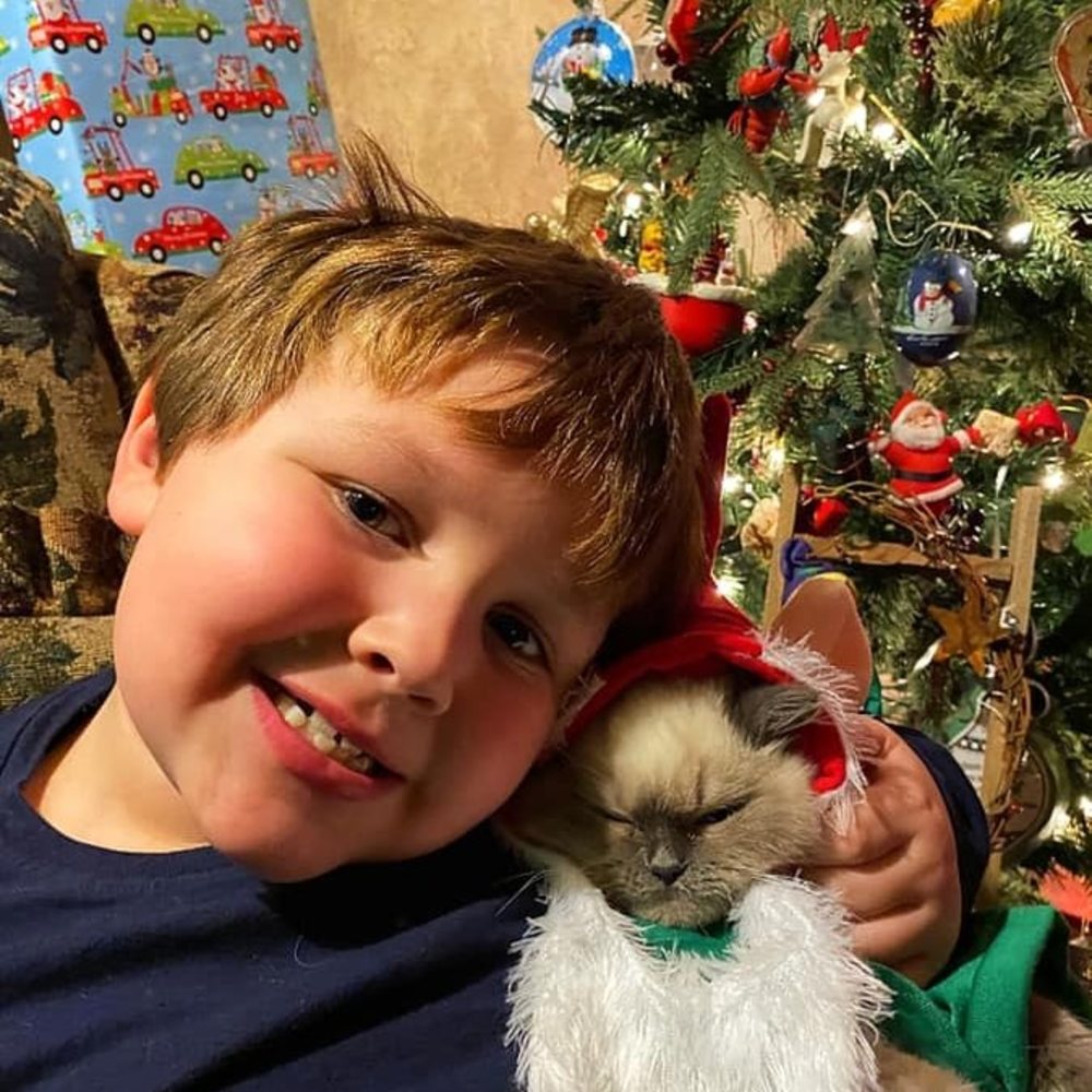 Meet your Posher, Casey